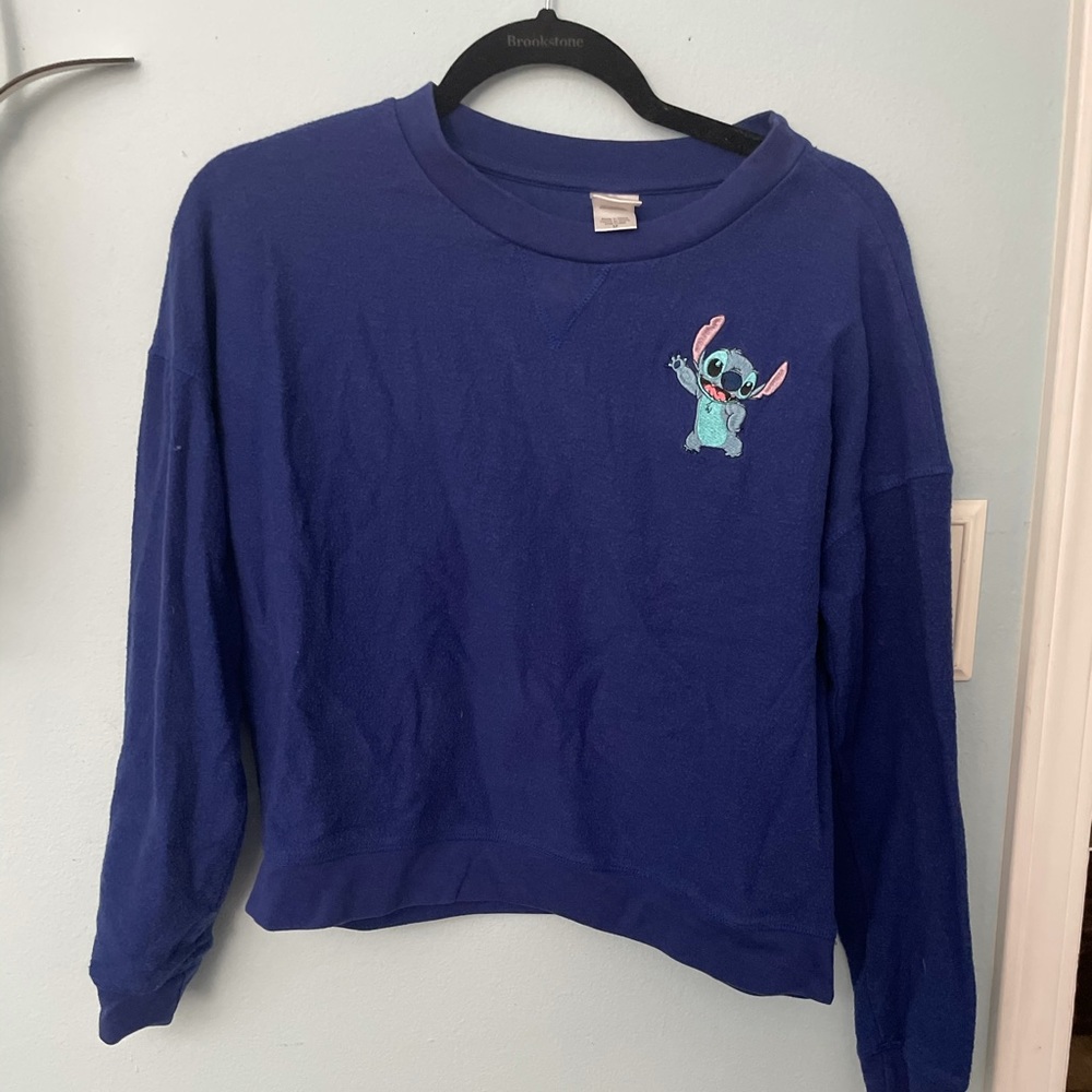 Stitch crew neck